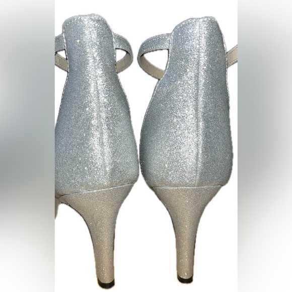 RIALTO Women's Revere Silver Glitter Dress Sandals US 8.5M - Picture 5 of 11